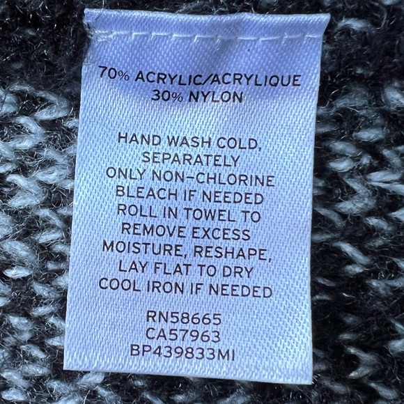 BP black & white checkered plaid patterned knee length long sleeve soft cardigan - Picture 5 of 12